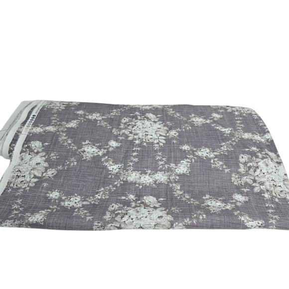 Waverly Inspirations 100% Cotton  45" Width X 7 Yds Floral Grey Sewing Fabric - Picture 1 of 4